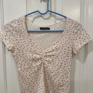 Brandy Melville - one size fits all